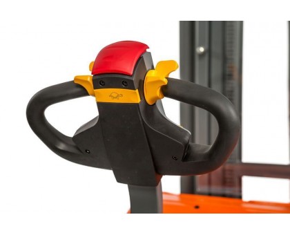 Штабелер электрический самоходный TOR 1.5т 3.3м CDDR15-III (поводковый)