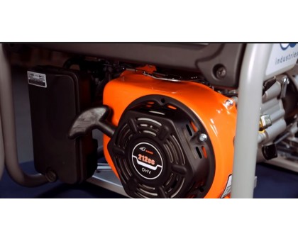 Генератор бензиновый TOR KM3800H 2,5кВт 220В 16л с кнопкой запуска и колесами